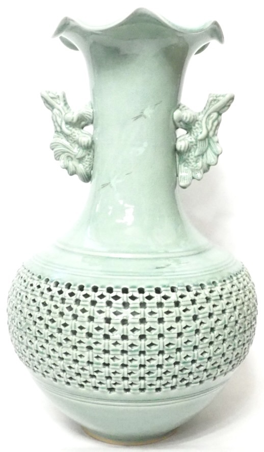 ☆送料込☆ 芸元作 青磁 壺 工芸品