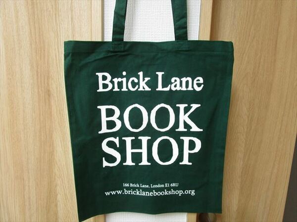 ★新品未使用★ブリックレーン書店　トートバッグ　BIDBI製(Brick Lane Bookshop)　英国書店（ロンドン）インド製　緑　LO92