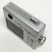 FUJIFILM FinePix F440 コンパクト デジタルカメラ シルバー 本体 充電バッテリー NP-30 デジカメ 富士フィルム_画像4