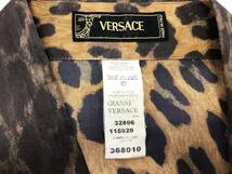 GIANNI VERSACE 長袖 シャツ ヒョウ柄 シルク100% 着丈約75cm 袖丈約66cm 男性 服 トップス 総柄 イタリア製 ヴェルサーチ_画像4