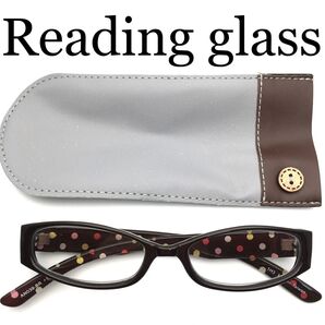 シンプルなブラウンフレーム 輪郭を選びにくいスクエアタイプ ダテメガネのようなおしゃれな老眼鏡 可愛いドット柄 お揃いのケース付