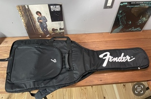 ★☆fender　フェンダー純正ギグバック　程度良好　中古★☆