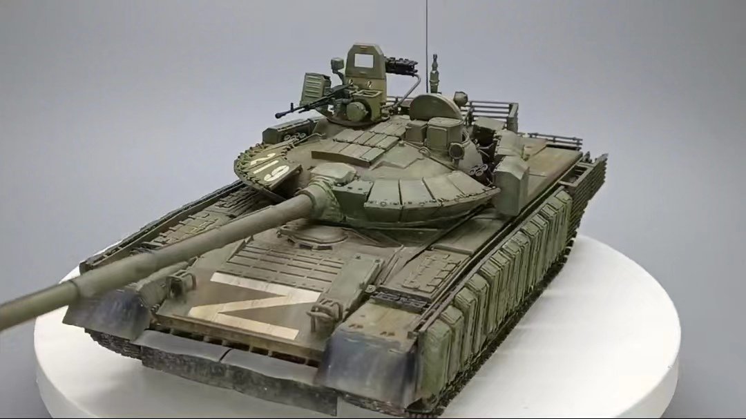 1/35 دبابة قتال رئيسية روسية T-80BVM تم تجميعها وطلاؤها كمنتج نهائي, نماذج بلاستيكية, خزان, المركبات العسكرية, منتج منتهي