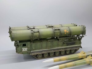 Art hand Auction 1/35 ロシア S300 防空ミサイル 組立塗装済完成品, プラモデル, 戦車, 軍用車両, 完成品