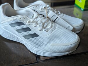 adidas ランニングシューズ28cm　新品