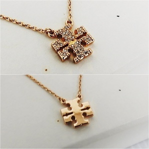 タグ付き！ TORY BURCH トリ―バーチ 145510 キラ パヴェ ネックレス ピアス セット アクセサリー ラインストーン ゴールド ロゴの画像4