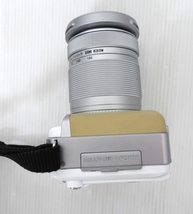 OLYMPUS オリンパス PEN E-PL1 デジタルカメラ / M.ZUIKO DIGTAL 40-150mm 1:4-5.6_画像5