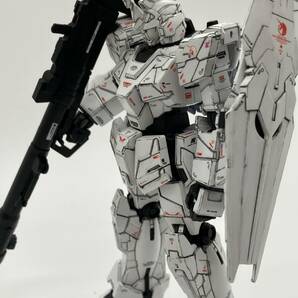 HGUC 1/144 RX-0 ユニコーンガンダム ユニコーンモード 塗装済み完成品の画像1