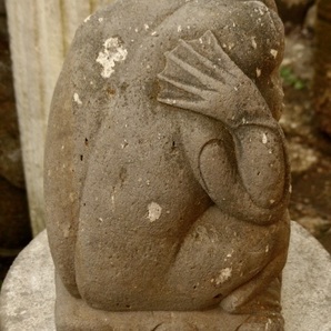 ひょうきんガエルの石像h30cm 蛙石 ガーデニング ガーデンオブジェ 庭石 0330の画像4