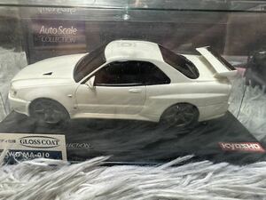 kyosho 京商　未使用保管品　日産スカイライン　GT-R VスペックII ニュル　ホワイトNISSAN SKYLINE GT-R V-specII Nur No.MZG401 80サイズ