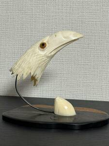 天然素材 置物 鯨歯 動物彫刻 根付 オブジェ 重さ80.6g