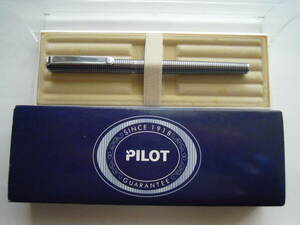 PILOT パイロット Laureate ローリート 水性ボールペン ギンガムチェック