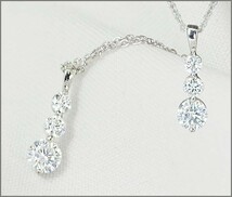 【輝き】大人気!! 1.65ct トリロジー ダイヤモンド ネックレス Rタイプ 【高級仕上げ 限定入荷商品 pt 1-1212_画像1