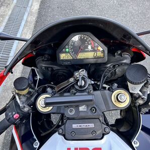 極上車 CBR1000RR SC57 2007年式 限定カラー 低走行 大阪より ホンダ HONDAの画像5