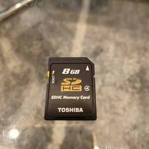 東芝　SDカード　8GB