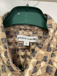 アメリカ古着★ピエールカルダン　pierre cardin 100% コットンシャツ　ベージュ-グレー　身ごろ120cm 着丈78cm 正規店購入分