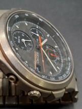 ★SEIKO/セイコー　クロノグラフ　チタン　ジャンク品　7T42-7A10　クォーツ　メンズ腕時計　0225A_画像3