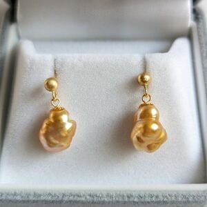 AB344 super rare K18 natural .. south . White Butterfly pearl tea gold kesi earrings 