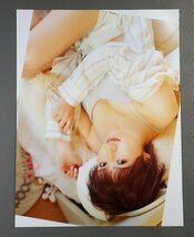 切り抜き　佐藤朱　となりに、君に。 AKB48 Team8 宮城県代表 TeamB兼任　■Platinum FLASH■サイズＡ４ワイド■Ｍ■_画像3