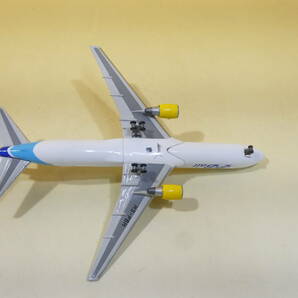 【中古】航空機 フェニックス 1/400 ボーイング BOEING 767-38E HS-PBH PBair PBエア Limited Edition【模型】J4 S736の画像5