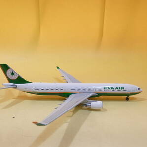 【中古】航空機 1/400 EVERGREEN AIRBUS A330-300 エアバス EVA AIR 長榮航空 【模型】J4 S747の画像3