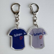 2点セット　新品　MLB　大谷翔平　ロサンゼルス ドジャース　野球　ユニフォームキーホルダー　メジャーリーグ　アクリル　LAD_画像3