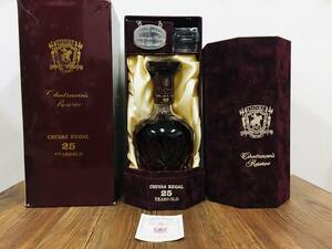 ボックスとスコッチウイスキークリスタルストッパー付きワインボトル CHIVAS REGAL CHAIRMAN'S 25 YEARS OLD 《未開栓/古酒》750ml-40%