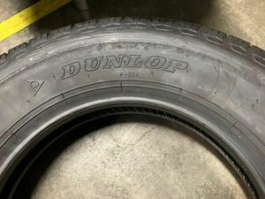 新車外し 2020年〜2023年　185/85R16 111/109L DUNLOP ダンロップ タイヤ SPLT5 着払い　バリ山