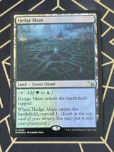 マジック MTG 【Foil】(262)《迷路庭園/Hedge Maze》[MKM] 土地R 英語版 NM_画像1