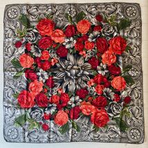 ディオール　スカーフ　花柄　植物文様　グレー系×赤系　約83×82cm_画像1