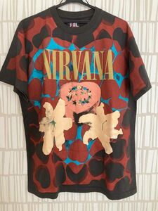 ニルヴァーナ tシャツ nirvana heart shaped box ハートシェィプドボックス バンドTシャツ