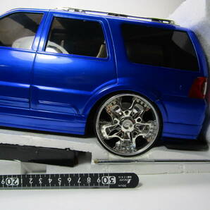 LINCOLN NAVIGATOR 1/12 リンカーン ナビゲーター 大径 スピナーホイール ローライダー V8 フレイムス ライト点灯 FBI ラジコン当時物 実動の画像5