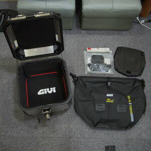  ☆送料込☆ GIVI OBKN42 42L モノキーベース、その他OP多数