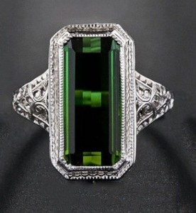  new goods unused free shipping anonymity delivery 13 number emerald ring ring 