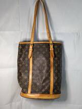 THR-400　LOUIS VUITTON　ルイヴィトン　モノグラム　バケットGM　M42236　ミニポーチ欠品　ハンドバッグ　ショルダーバッグ_画像1