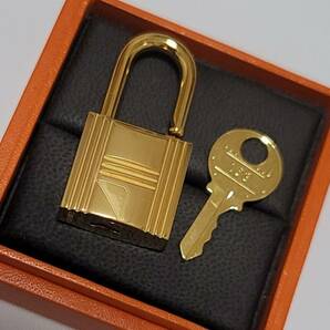 未使用★エルメス HERMES クロシェット カデナ KEY パドロック 鍵 ゴールド キー 163 南京錠 バーキン ケリー ボリード かぎ カギの画像8