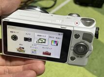 Sony ソニー α NEX-5Rボディ ホワイト NEX-5R 動作品(FB-F2)_画像1