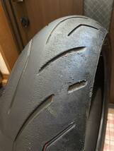 中古MCタイヤ BRIDGESTONE BATTLAX S20 190/55ZR17 ブリヂストン バトラックス ハイパースポーツ 190 55 17 3319 A2940_画像2