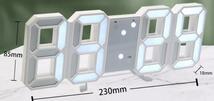 3D デジタル LED時計 置き時計 壁掛け時計 立体 フレーム黒　表示文字白　目覚まし　温度表示　日付表示切り替え USB電源 _画像3