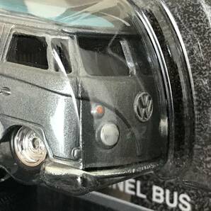 Hot Wheels CAR CULTURE PREMIUM The Beatles Abbey Road VOLKSWAGEN T1 PANEL BUS アビイ ロード アビーロード ワーゲンバス DRAG BUSの画像3