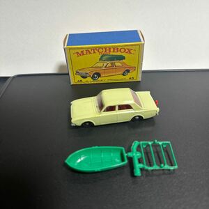 MATCHBOX FORD CORSAIR&BOAT ミニカー