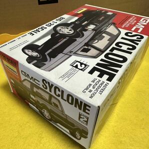 1/20 GMC SYCLONE カープラモデル LINDBERG ジャンク品 ピックアップの画像4