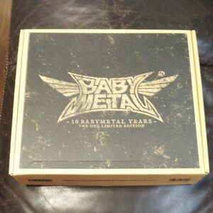 １０ ＢＡＢＹＭＥＴＡＬ ＹＥＡＲＳ （ＴＨＥ ＯＮＥ限定盤Ｂ） “クロニクルセット／ＢＡＢＹＭＥＴＡＬ Blu-ray CD