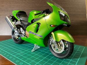 kawasaki ZX12R タミヤ TAMIYA バイク 中古 プラモデル 1/12スケール 完成品 カワサキ 