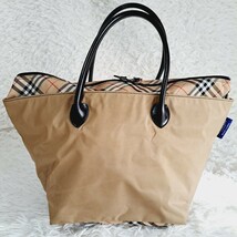 BURBERRY BLUE LABEL バーバリーブルーレーベル 良品 ナイロン トートバッグ ハンドバッグ ノバチェック レザー カーキ 肩がけ _画像1