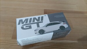 送料２３０円 MINI GT 1/64 530 ホンダ シビック タイプR FL5 チャンピオンシップホワイト 右ハンドル MGT00530-R