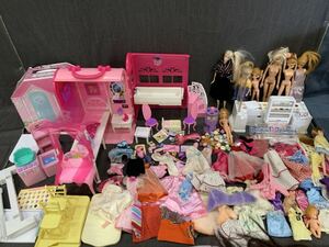［まとめ売り］リカちゃん Barbie人形　着せ替え人形 洋服 サーティーワン　Barbieハウス　家具 小物 大量セット　ゆ