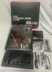 付属品のみ ASUS ROG MAXIMUS Z690 HERO マザーボード ROG Hyper M.2カード