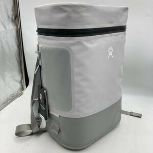 【タグ付き】ハイドロフラスク(Hydro Flask) Soft Cooler Pack 22L グレー /Y16510-Q3