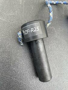 ●YZF-R25 リアキャリパーサポートホルダー 倉庫整理品C12-6